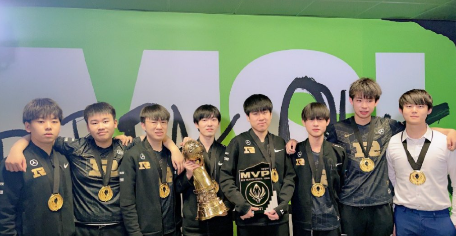 ayx sportsRookie遭遇二十持续失利，RNG教练压力巨大！引发球迷热议的简单介绍